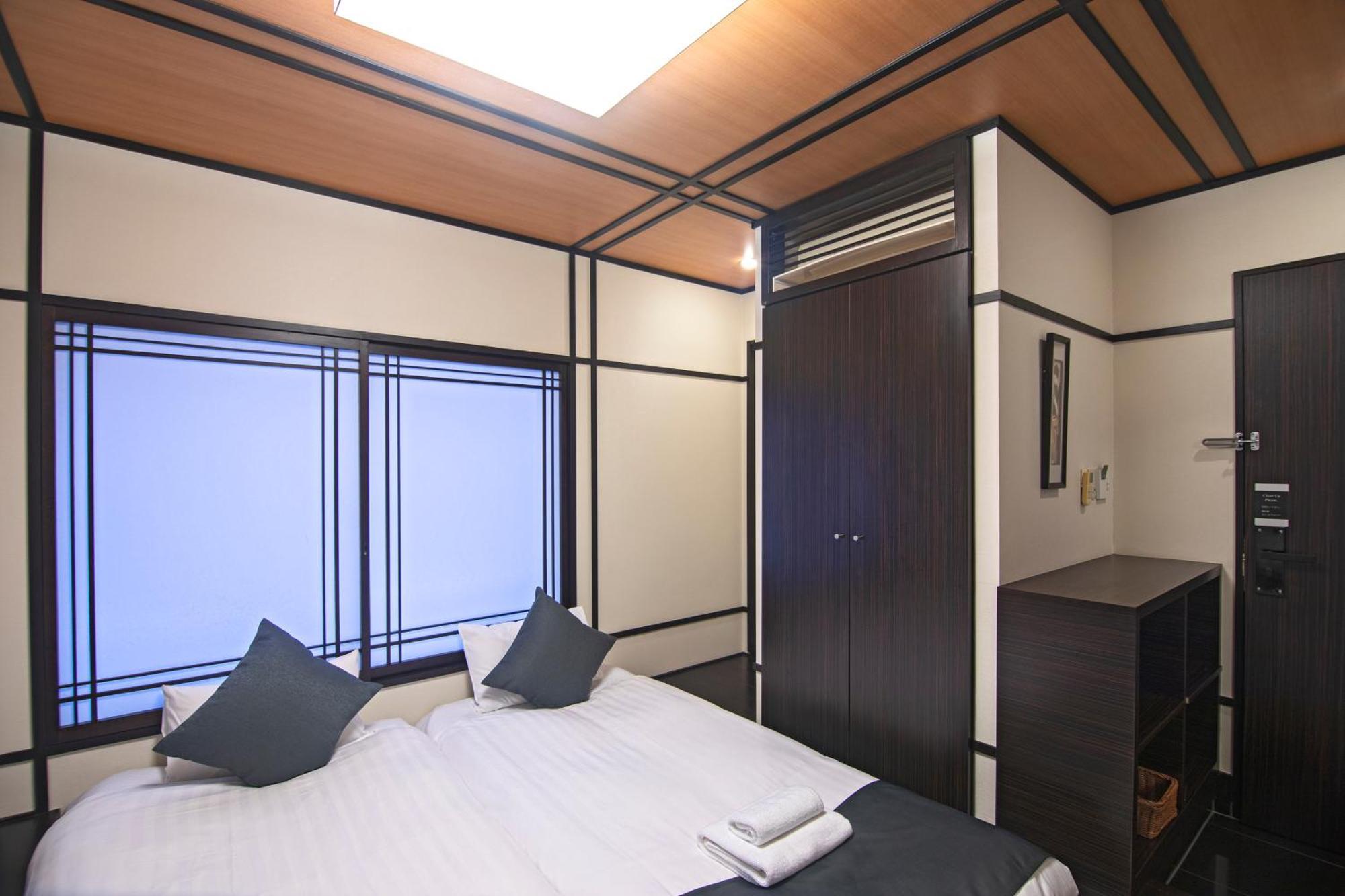 Wonz Hotel Self-Check-In Osaka Exterior photo